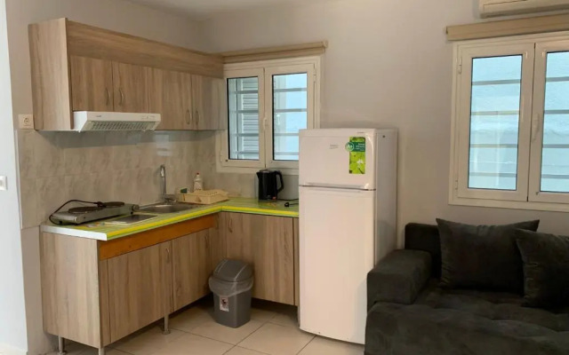 Elia Beach Apartments Vrachos