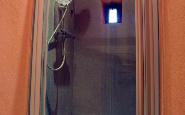 Apartment with One Bedroom in Castelfranco Piandiscò, with Shared Pool