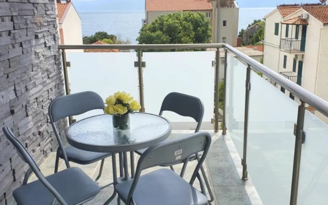 Apartments Lara