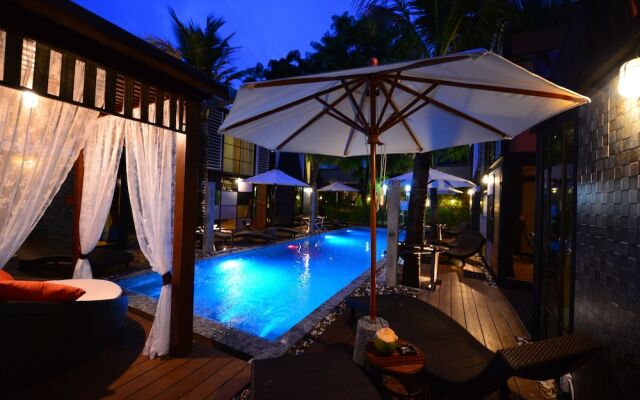 Bukit Pool Villas