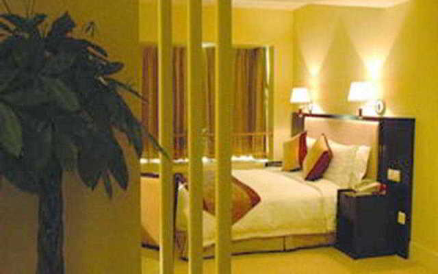 On Barony Wanyuan Hotel
