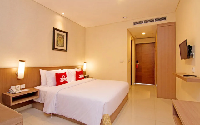 ZEN Rooms Benesari 6 Legian Kuta