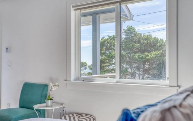 Breakwater Beach House