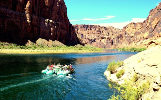 Holiday Inn Express & Suites Grand Canyon, an IHG Hotel