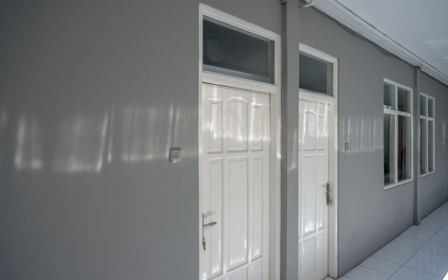 RedDoorz near Universitas PGRI Semarang