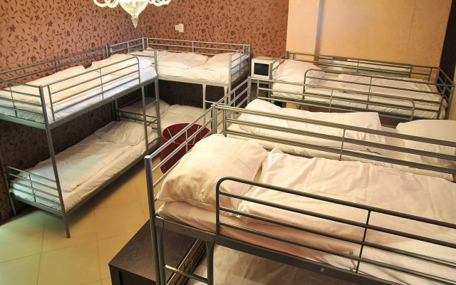 Hostel - With Private Entrance