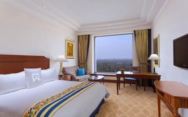 Sheraton New Delhi Hotel