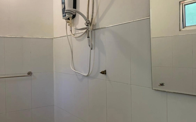 Yoho Talalla Ocean Beach Resort