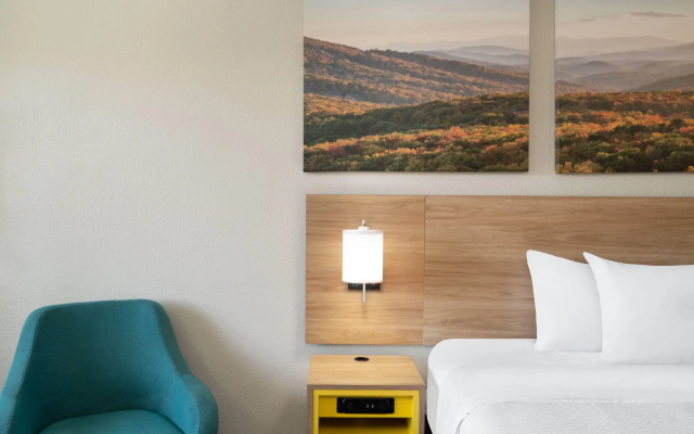 Days Inn by Wyndham Greeneville