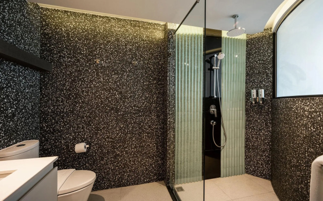 Seekers Finders Rama IV Hotel, SureStay Collection by BW