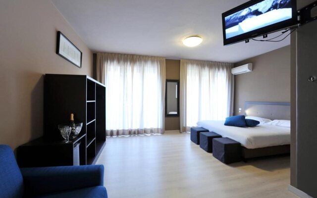 M14 Hotel & Spa