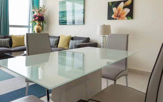 Global Lake View by HiGuests Vacation Homes