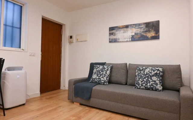 M Slr16 Lindo Estudio en Barrio Justicia