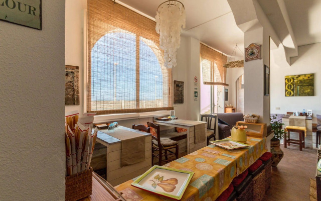 Plaza Beach Hostel