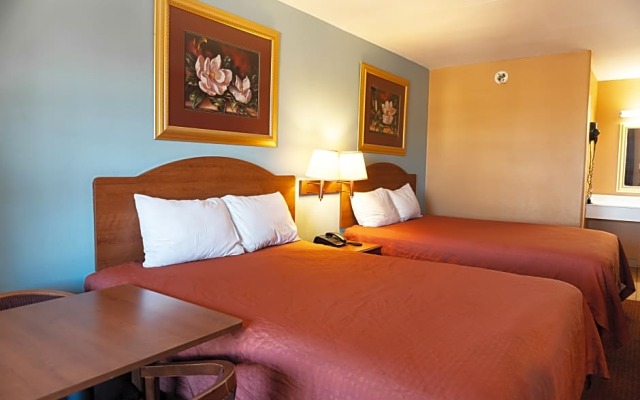 Econo Lodge Inn & Suites