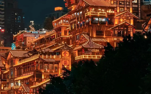 Vienna Chongqing Yuanjiagang Subway Station Branch