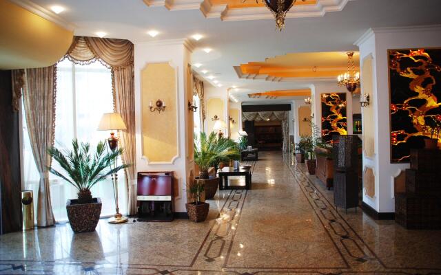 Prahova Plaza Hotel