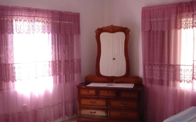 Treasure Bay Guesthouse