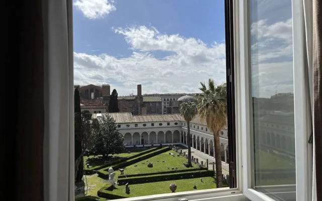 Camere con vista sul Chiostro Di Michelangelo