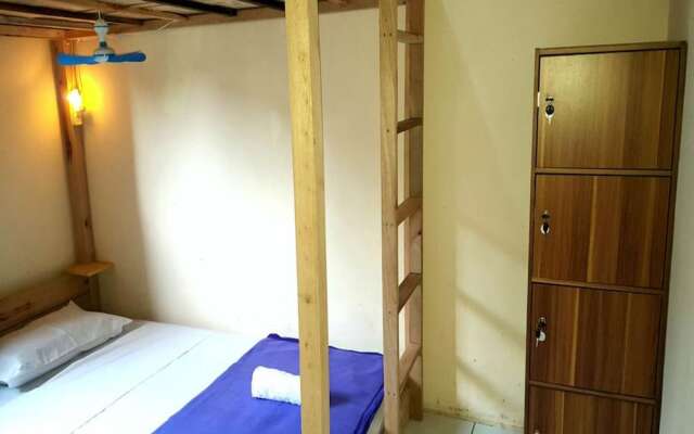 Dodo Dormitory Backpacker