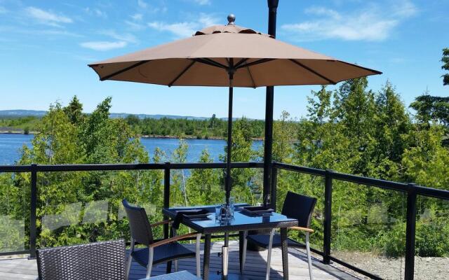 Manitoulin Hotel and Conference Centre