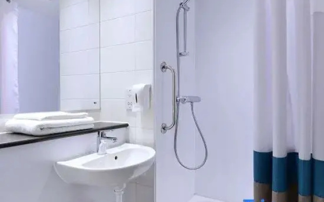 Travelodge Bristol Abbey Wood