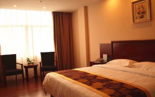 GreenTree Inn Jiangxi Shangrao Qianshan Ehu Avenue Express Hotel — фото 3