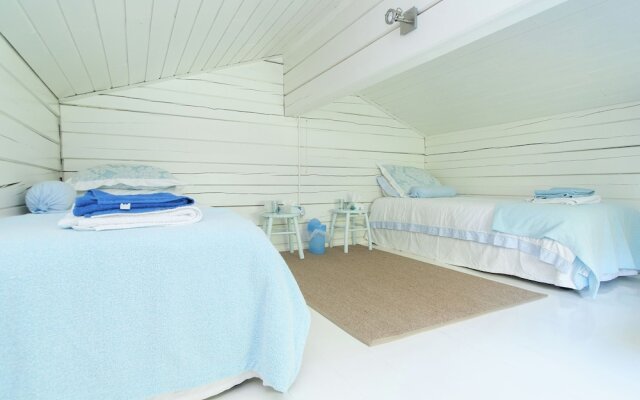 Upscale Mansion in Huisduinen North Holland With Garden