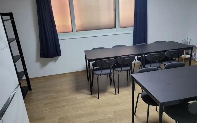 Ocean's Guesthouse - foreigners only