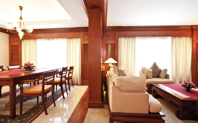 Hotel Cambodiana