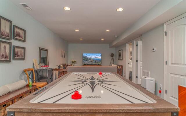 Lakeside Rays in Brevard