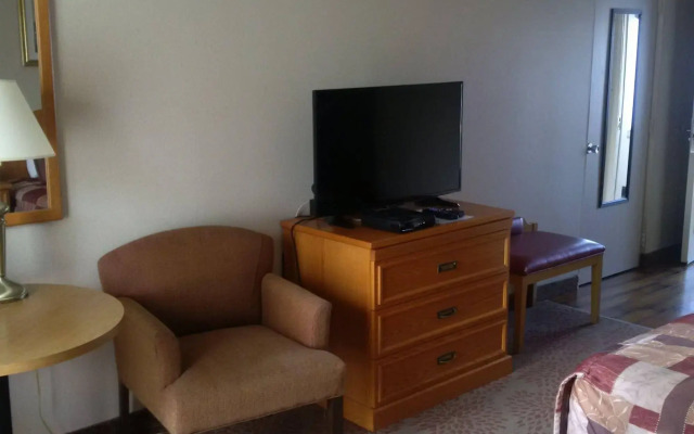 Forest Golf Club and Inn