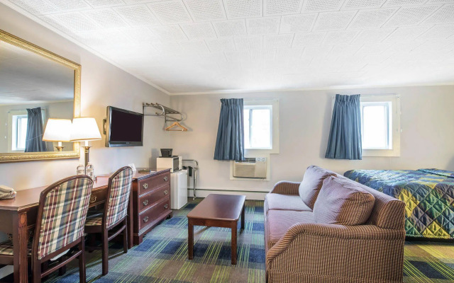 Royal Inn Claremont