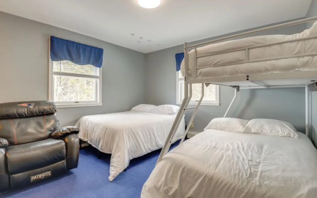 Ski, Golf & Hike: Spacious Dover Retreat!