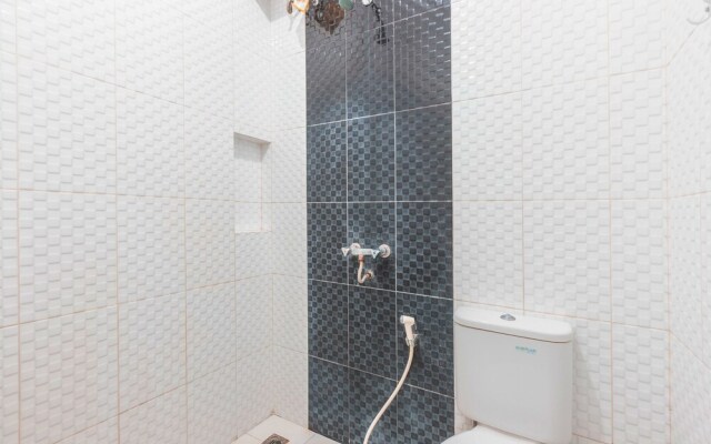 Cempaka Harapan Indah by OYO Rooms