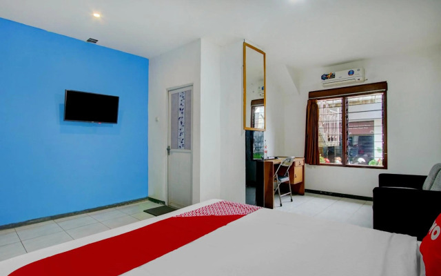 Capital O 90071 New Nirwana Batu Premier