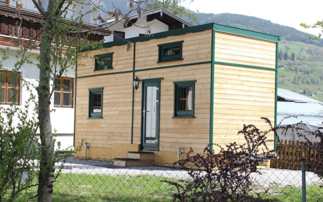 Cozy Chalet in Niedernsill near Lake