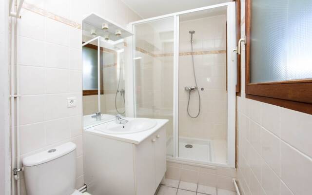 Authentic Chalet Méribel Village Close to the slopes