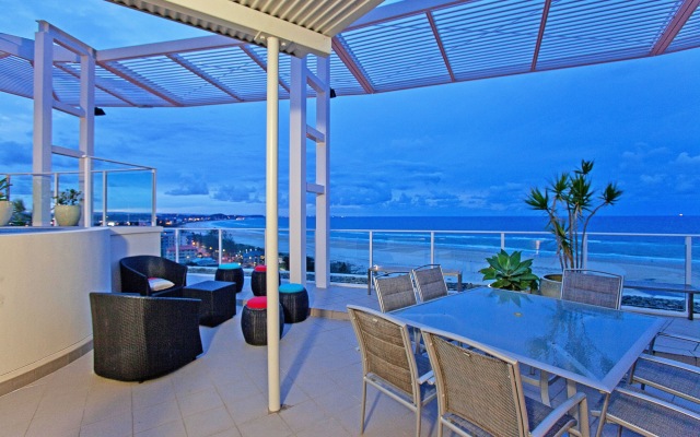 Kirra Surf Apartments