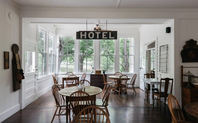 Meyer Hotel