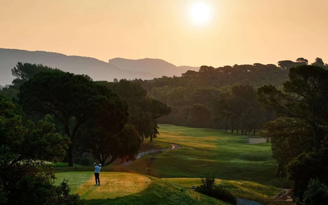 Apartment in La Motte Near Golf Course