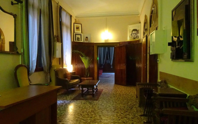 Youth Venice Palace