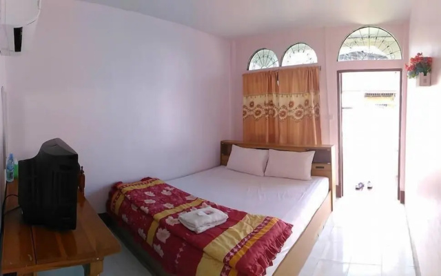 Santhong Rimkhong Hotel