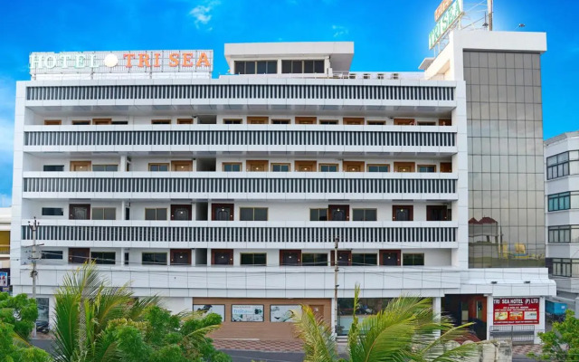 Tri Sea Hotel