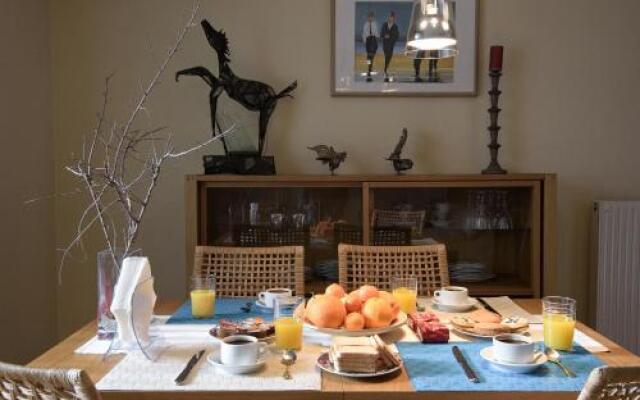 Dimitris Home