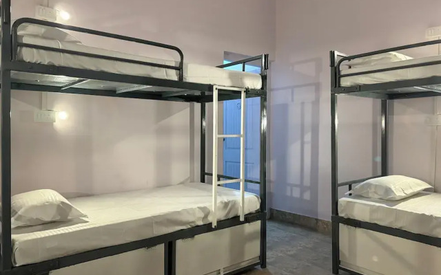 Dormtales Varanasi - Homely Hostel