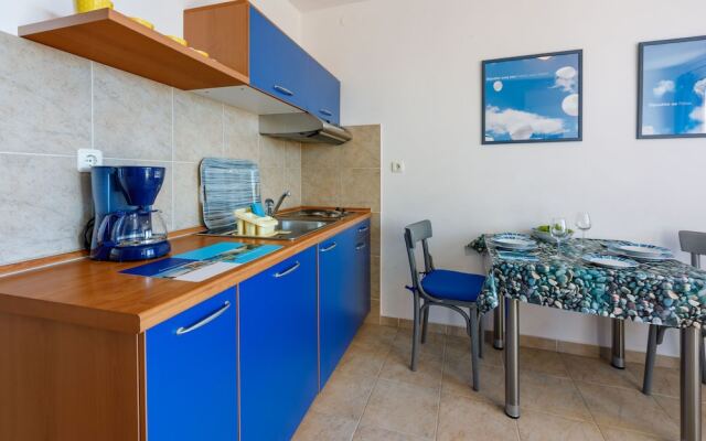 Apartment Loncaric Zuti
