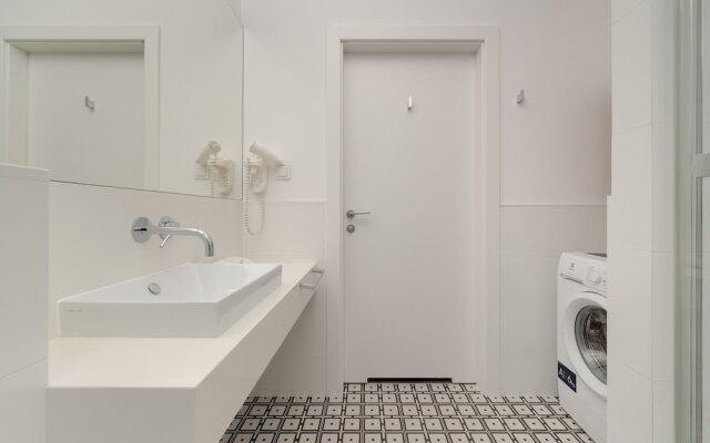 Cozy 1-bedroom Apartment by Renters