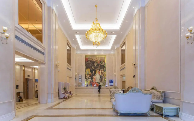 Vienna International Hotel (Jingzhou Wuyue Plaza Xintiandi)