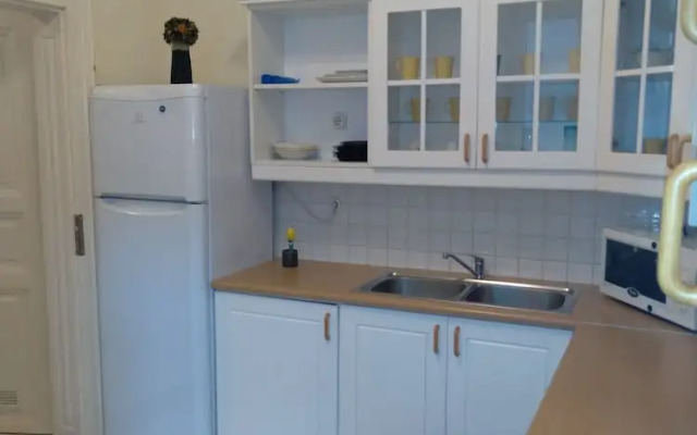 Elena Suite